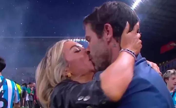 Nació Joaquín, el hijo de Fernando Gago y Verónica Laffitte