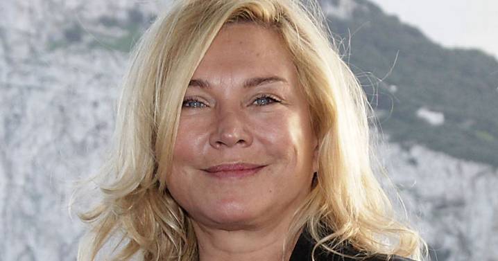 Amanda Redman says she's 'become choosier about parts' as she opens up on new role
