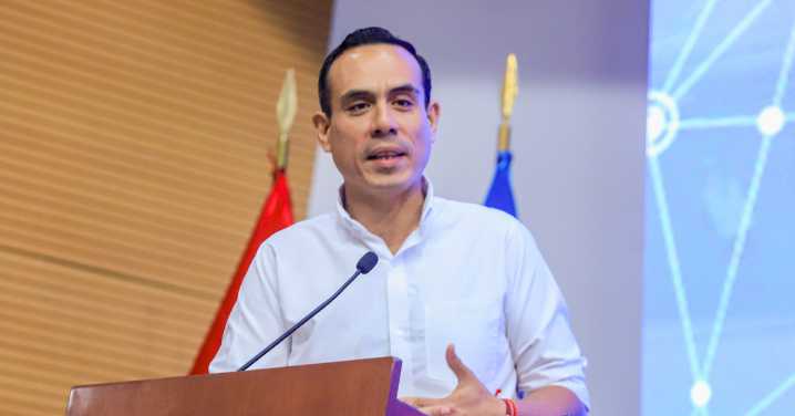 Jerí propone enfoque descentralizado para desarrollo del Perú: "Tenemos una alta potencialidad en regiones"