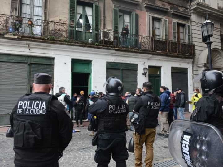 De la "galería del terror" a la Casa Blaquier a metros de la Casa Rosada: los diez barrios con más propiedades recuperadas de usurpaciones en la Ciudad