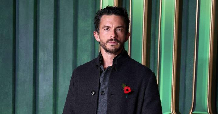 Jonathan Bailey's Bulge Sends 'Wicked' Fans Into a Frenzy: 'He Knows What He’s Doing'