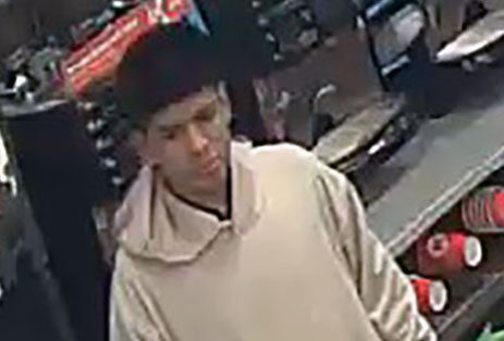 Solicitan autoridades pistas para identificar a asaltante goloso 