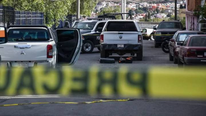 Balean a pasajero de taxi en la Calzada Zaragoza, en Puebla