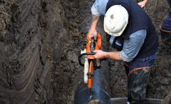 La Plata, sin agua este jueves: se rompió una cañería y afecta el servicio de una amplia zona