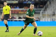 Deadspin | NWSL roundup: Ella Hase lifts playoff-bound Racing Louisville past Bay