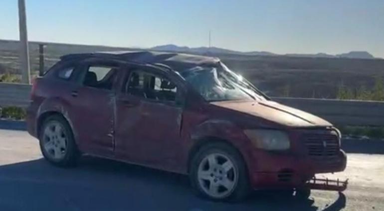 Carambola entre 3 autos en la carretera a Casa Grandes