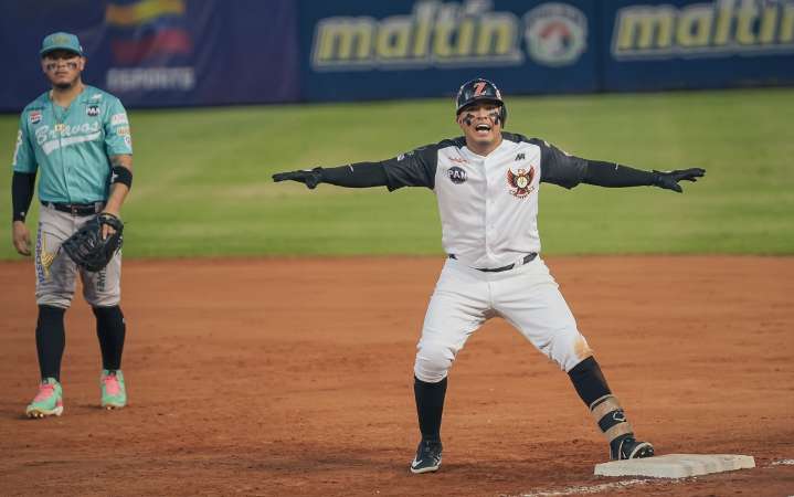 ASÍ VA LA LVBP. Resultados del domingo, posiciones, transmisiones y pitchers del lunes