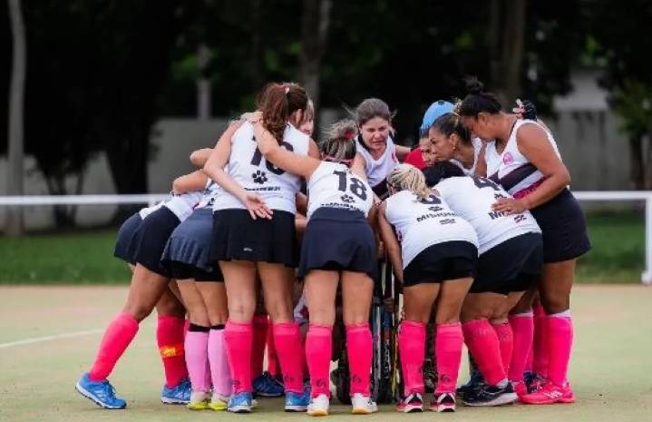 Mamis Hockey: Luz y Fuerza y Sol Legislativo se enfrentan en la final del Oficial 2025