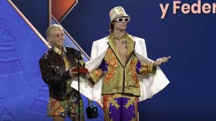 Ca7riel y Paco Amoroso la rompieron en los Grammy Latinos