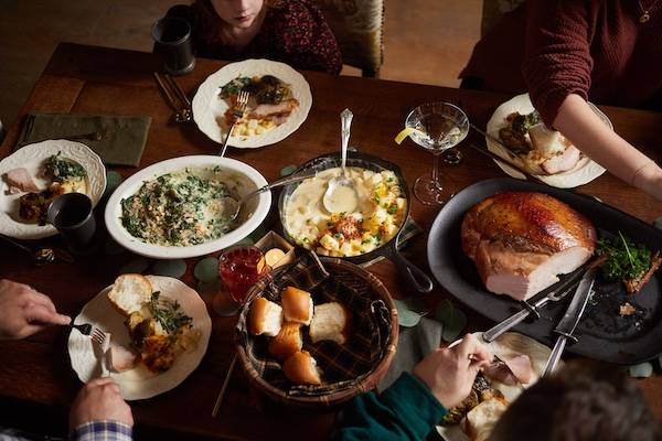 Houston’s Goode Company Brings Thanksgiving Feast to Homes with Meal Kits and Holiday Deals