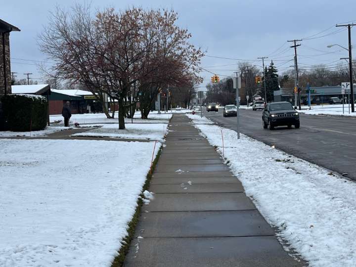 Area’s first snowstorm dumps several inches, more expected Monday