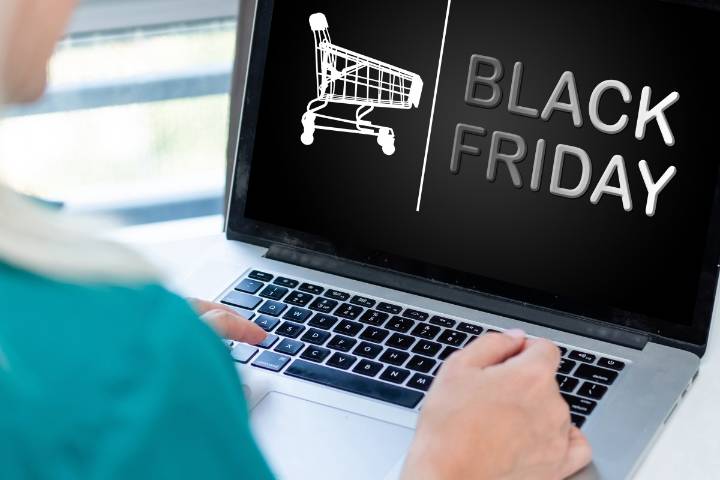Ventas en línea durante el Black Friday en EE.UU. superaron los $11,800 millones