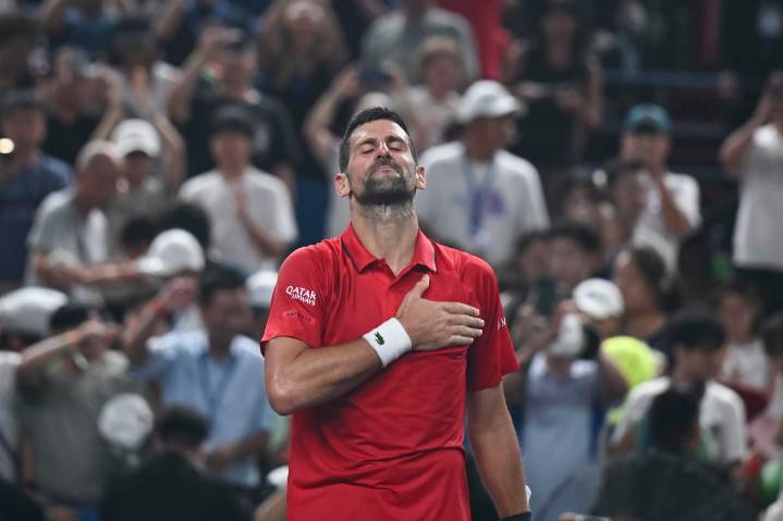 Novak Djokovic Retirement Talk Turns Ugly as Serena Williams’ Ex-Coach Calls Out 65,000 Serbian Fans