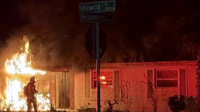 7 displaced after Daytona Beach house fire