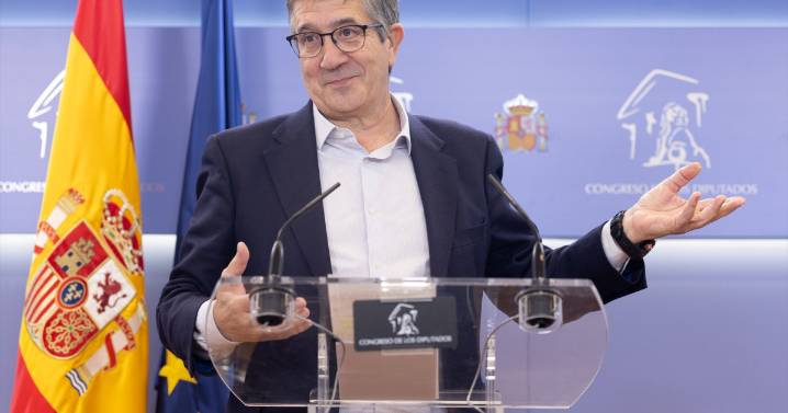 El PSOE disculpa a Hernando y dice que fue a ver a Cerdán y Leire como experto de la época «de las cloacas»