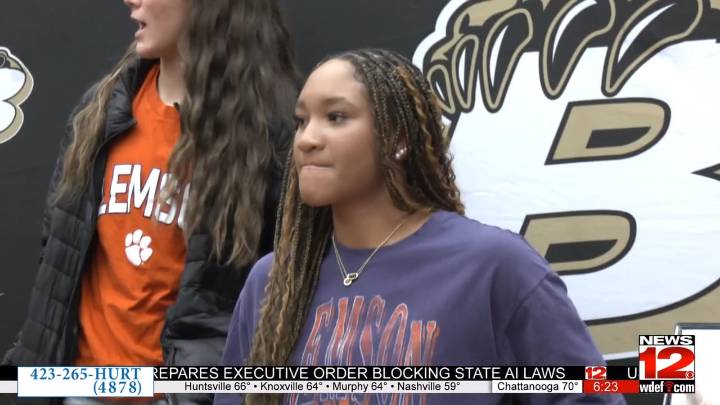 Bradley Central’s Kimora Fields Signs With Clemson