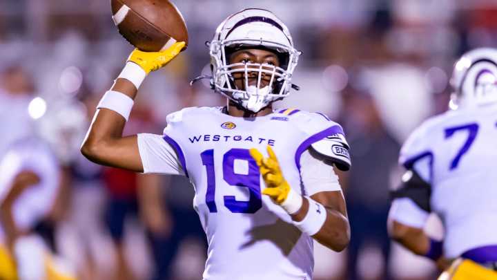 Westgate football takes down Comeaux, secures playoff spot in Week 10