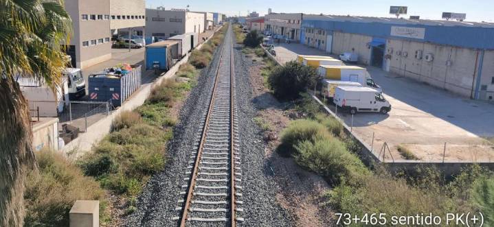 El Ministerio de Transportes recupera el tramo de tren Aldaya-Circuito de Cheste, «que quedó devastado por la DANA»