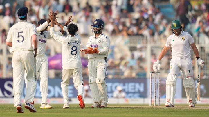 15 Wickets Fall On Day 2 Of Eden Test As Ravindra Jadeja's Four