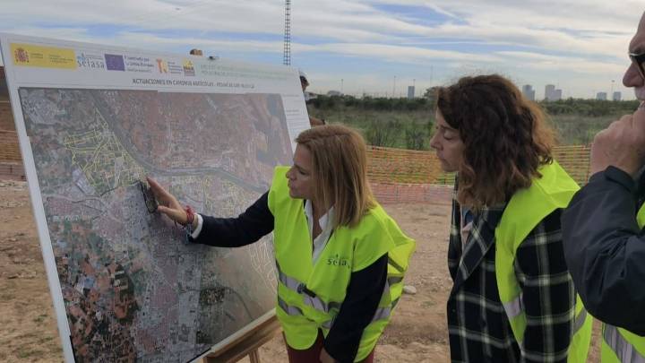 Bernabé se pone el traje de candidata a alcaldesa de Valencia y atiza a Catalá por solo usar 400.000 euros del Gobierno para la dana