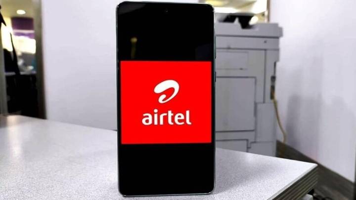 Bharti Airtel shares slip 4% amid Singtel block deal worth Rs 10,300 crore