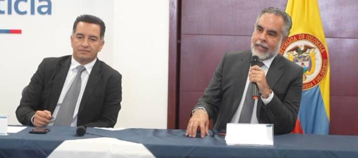 Gobierno prohíbe precursores químicos para producir fentanilo