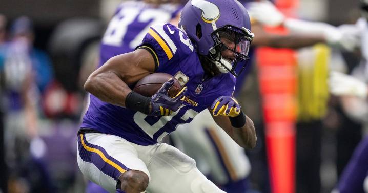 False starts, penalties plague Minnesota Vikings in loss against Baltimore Ravens