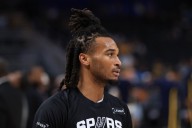 Spurs Head Coach Offers Further Confusion on Mysterious Stephon Castle Injury