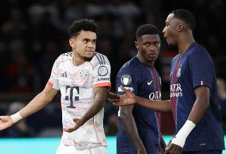 EN VIDEO: Luis Díaz anota doblete y termina expulsado en la victoria del Bayern ante el PSG por Champions League
