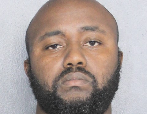 Broward Sheriff’s deputy accused of pushing pregnant woman down stairs