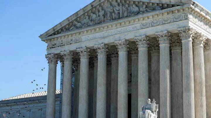 US Supreme Court justices appear sceptical of Trump’s sweeping unilateral tariffs