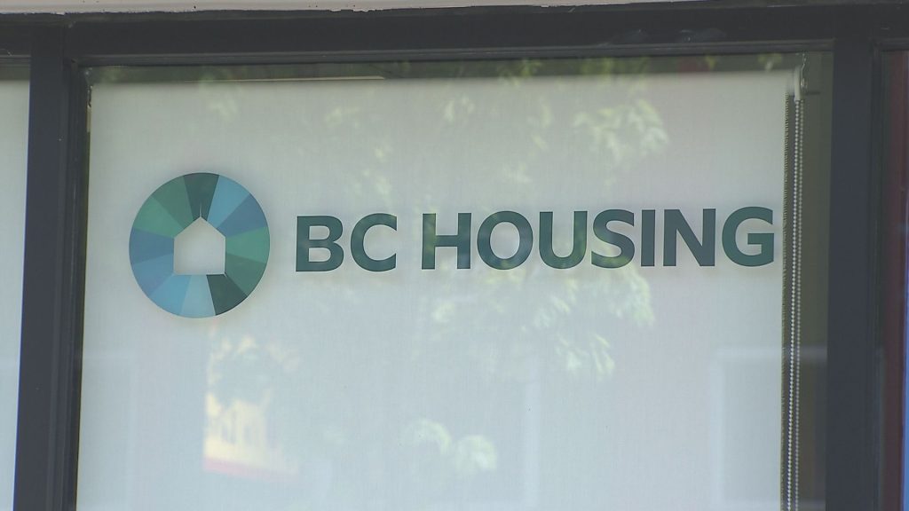 Cockroaches, mould, flooding: East Van mother shares BC housing horror story