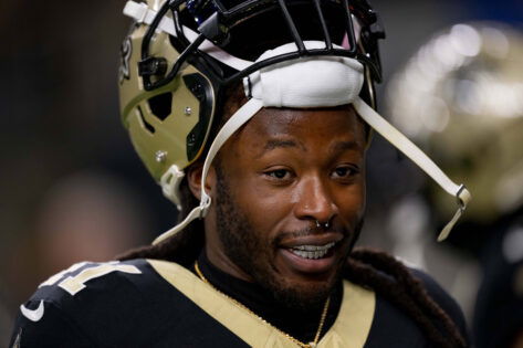 Alvin Kamara Urged to Leave Saints Loyalty Behind & Choose Chiefs for One Reason Alvin Kamara faces calls to leave the Saints’ rebuild and join the Chiefs, where loyalty meets a real Super Bowl shot.