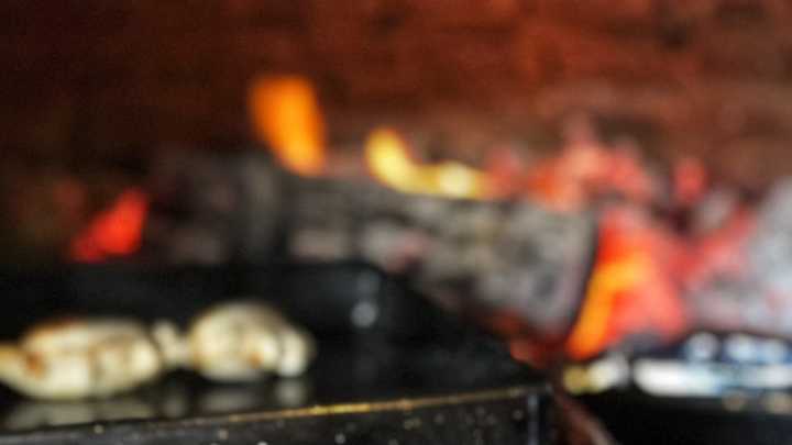Taller de cocina a los fuegos: tradición, técnica y seguridad alimentaria