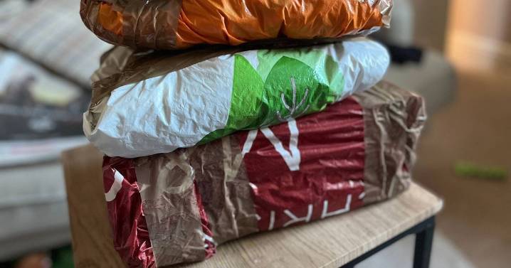 Vinted seller shares 'golden window' hack for more sales