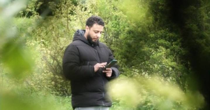 Alleged IS fanatic accused of plotting mass murder of Jews tells jury he was 'scared' after 'threat from mujahideen'