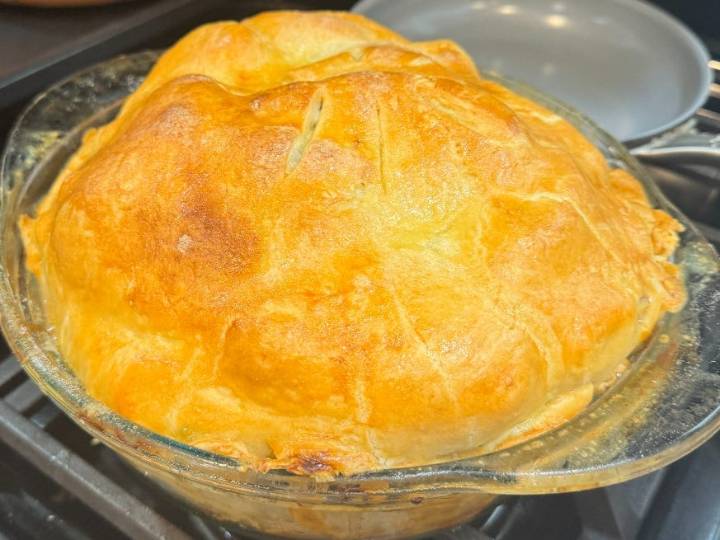 I compared Martha Stewart's and Ina Garten's apple pie recipes. Only one actually tasted like apple pie.