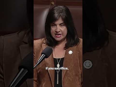 House Passes Resolution Denouncing 'Horrors of Socialism' Ahead of Trump & Mamdani Meeting #shorts