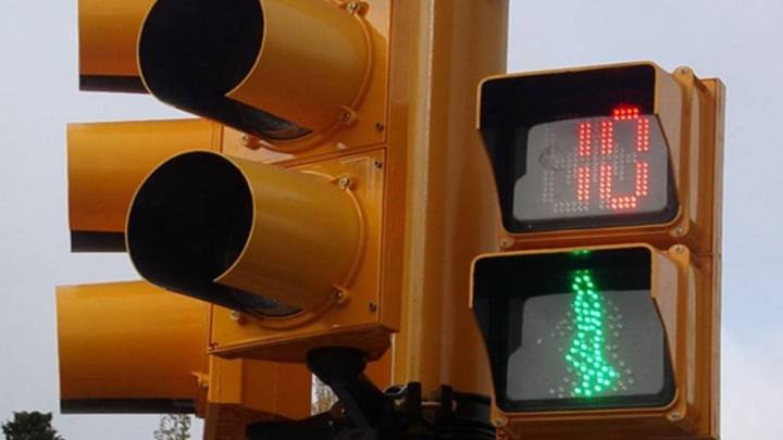 Estudiantes de la EPET 12 de San Martín de los Andes propusieron instalar semáforos sonoros