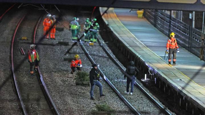 Police rule out terrorism in stabbing attack on U.K. train after 2 men are arrested