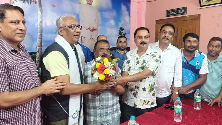 Renowned Journalist Mrinal Talukdar Felicitated by Hailakandi District Sports Association