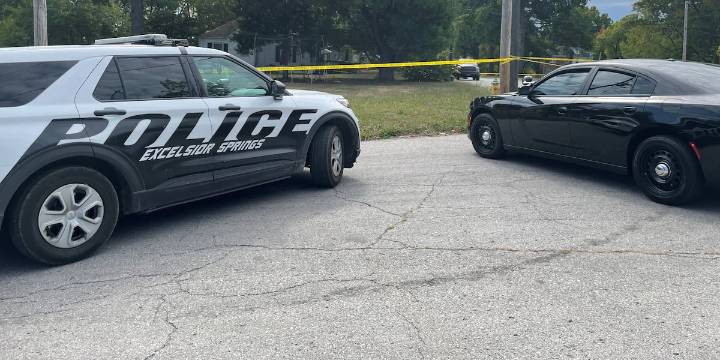 Police ask for information after woman killed in hit-and-run found on Excelsior Springs road