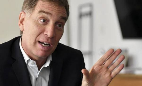 "¿Tiene que pedirle permiso a Cristina?": Santilli dijo por qué no se reunirá con Kicillof