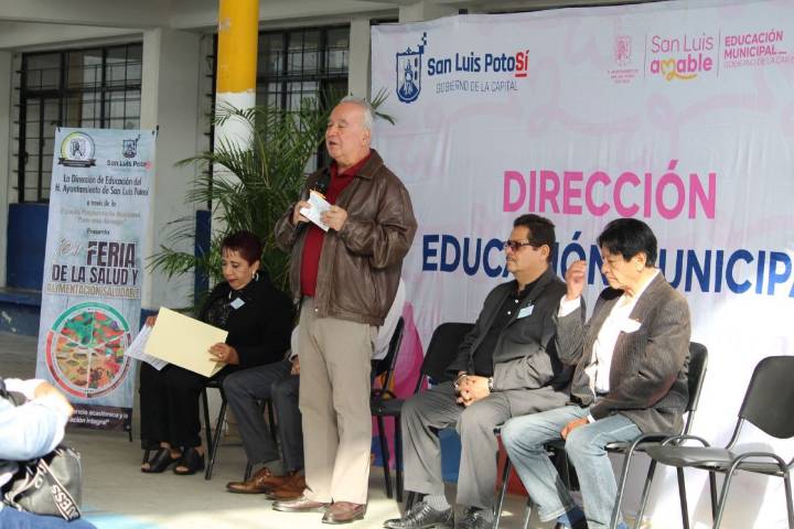 Gobierno de la Capital promueve hábitos saludables en la Feria de Salud y Alimentación de la Preparatoria“Ponciano Arriaga”