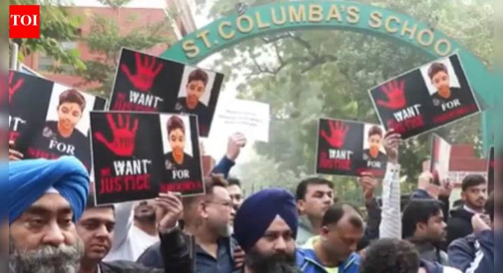 'I am sorry mom, I broke your heart': Massive protest outside Delhi school after Class 10 student jumps to death from metro station