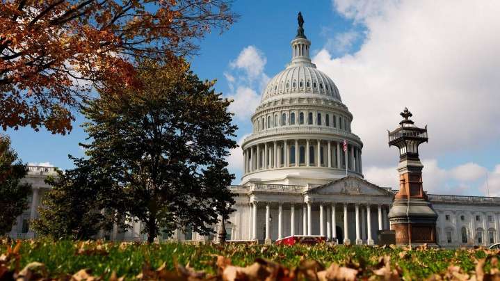 Longest federal shutdown ever moves into its sixth week, with hopeful talk from Republicans but no deal