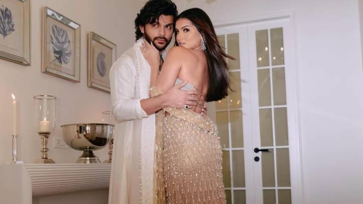 Tara Sutaria & Janhvi Kapoor Groove To Zingaat, Fans Call Them ‘Devrani