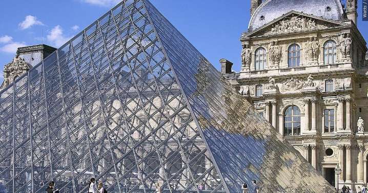 4 more arrested in $102M Louvre jewel heist, Paris prosecutor says
