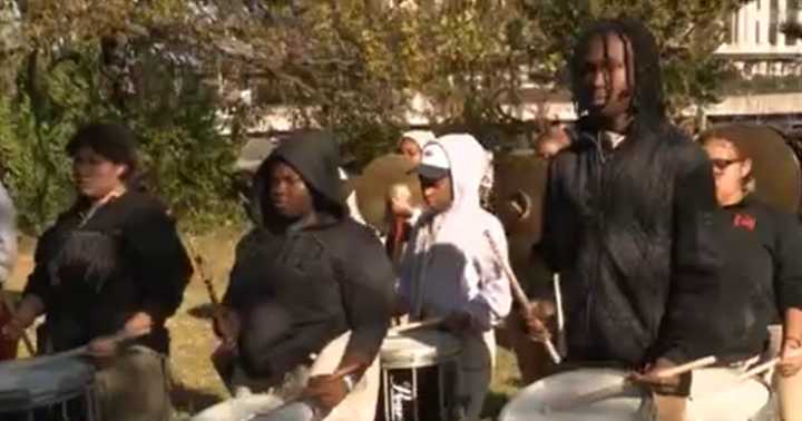 Baltimore City College Marching Knights ready to put on show at Veterans Day Parade