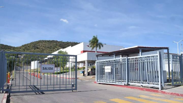 León inicia acompañamiento y relocalización laboral tras primeras bajas de trabajadores en Yazaki